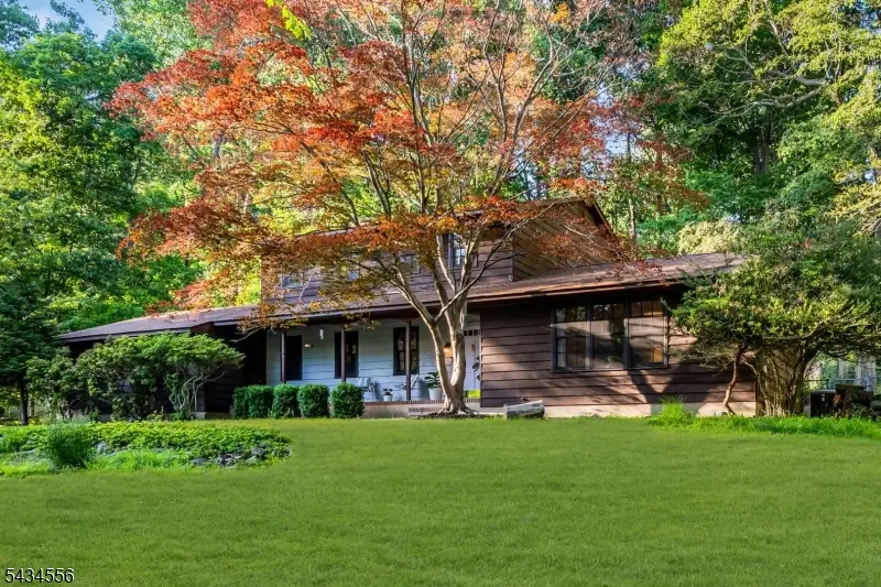 32 Cherryville Hollow Rd, Raritan, NJ 08822 - #1
