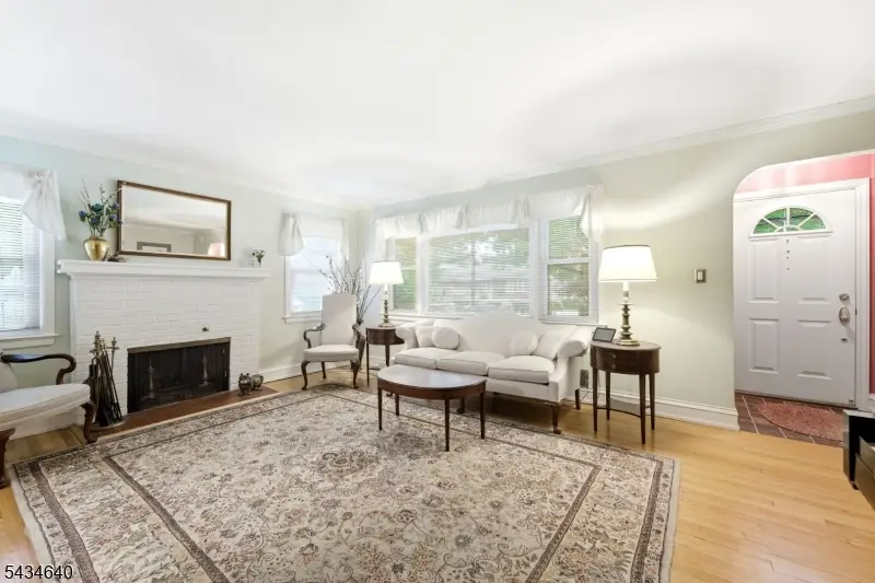 20 West End Ave, Madison, NJ 07940 - #2