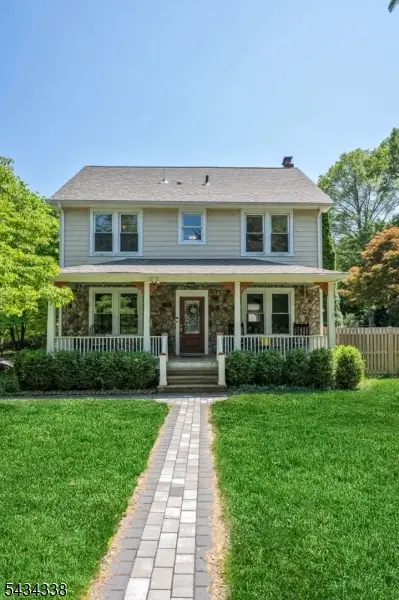 50 E Grand Ave, Montvale Boro, NJ 07645