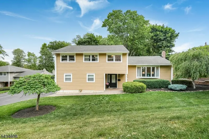 7 Kossuth Pl, Preakness, NJ 07470 - #1