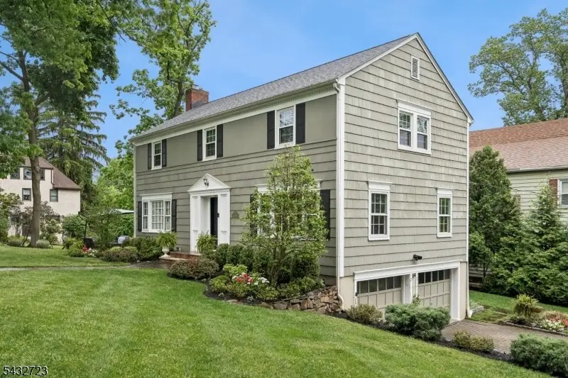 81 Mountain Road, Verona, NJ 07044 - #1