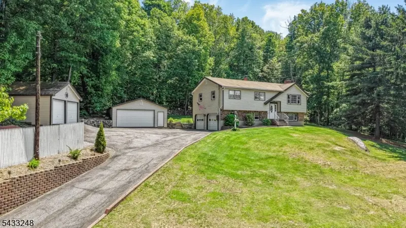 1624 County Rd 565, Vernon, NJ 07461 - #2