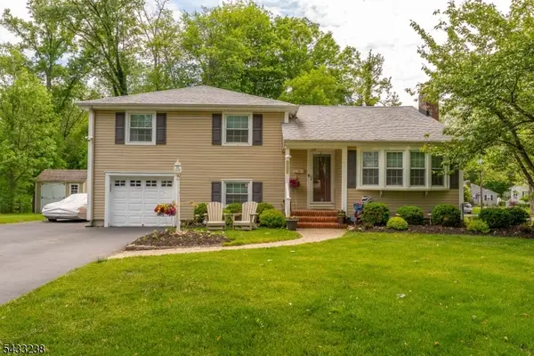 1262 Christine Cir, Scotch Plains Twp., NJ 07076