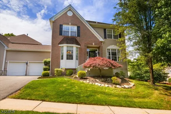 11 Queens Ln, Wayne Twp., NJ 07470