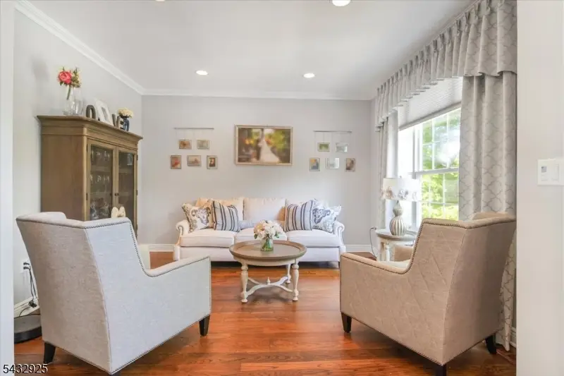 11 Queens Ln, Wayne, NJ 07470 - #2