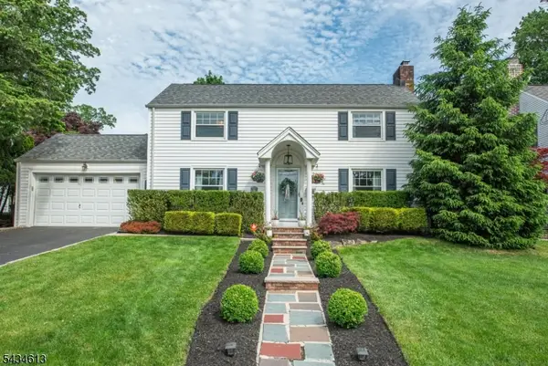 34 Coolidge Ave, West Caldwell Twp., NJ 07006