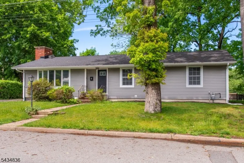 8 Wilcox Ave, Wharton, NJ 07885 - #1