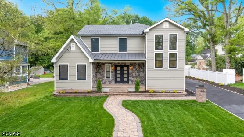 236 Park Ave, Berkeley Heights, NJ 07922 - #1