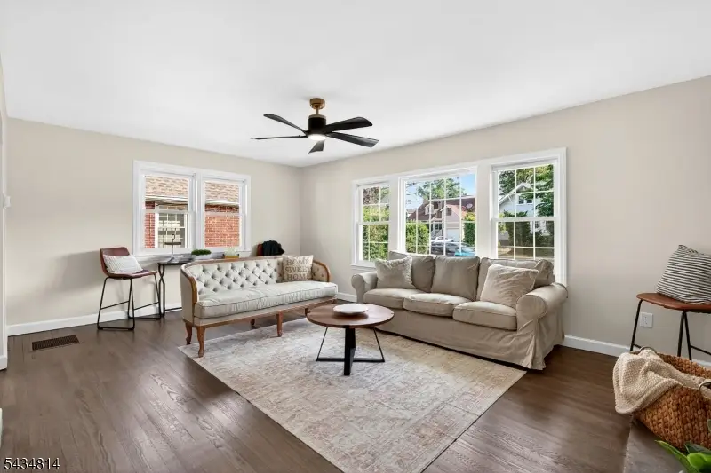 160 Elmwood Ave, Union, NJ 07083 - #3