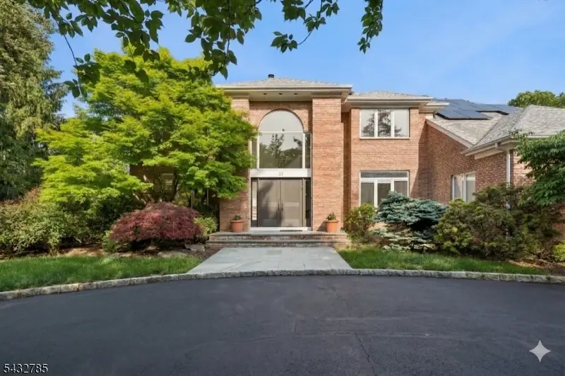 23 Hadrian Dr, Livingston, NJ 07039 - #2