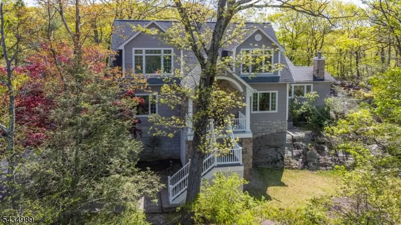 43 Brush Hill Rd, Kinnelon, NJ 07405 - #1