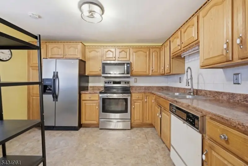 142-144 Pearl St, Paterson, NJ 07501 - #3