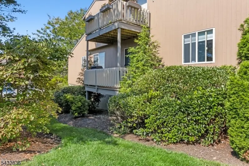 2 Mcchesney Ct #2, West Orange, NJ 07052 - #3
