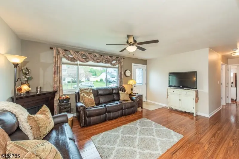 12 Brearly Cres, Flanders, NJ 07836 - #2