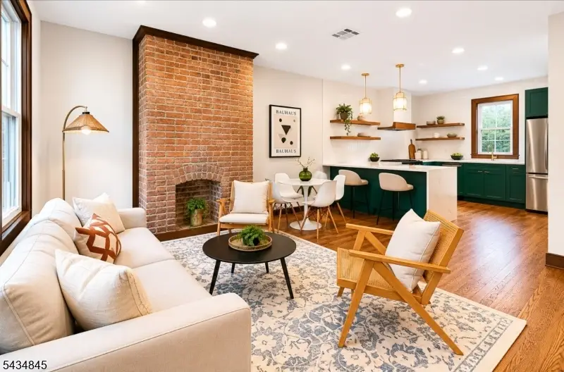 53 Jewett Ave, Jersey City, NJ 07304 - #1