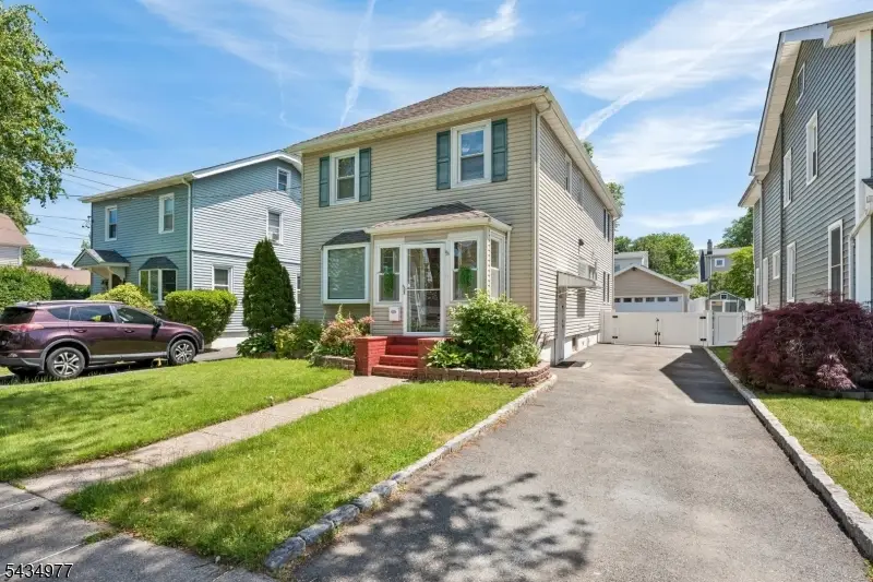 14 Chestnut Terr, Brookdale, NJ 07003 - #2