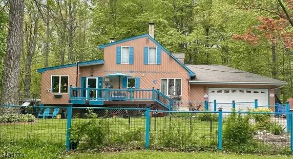 11 Rippling Brook Dr, Vernon Twp., NJ 07422