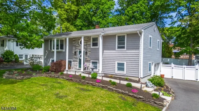 42 Summit Rd, Oak Ridge, NJ 07438 - #3