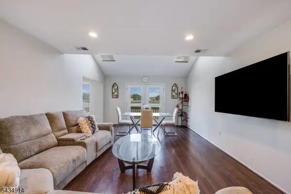 116 Peach St, Woodbridge Twp., NJ 07001