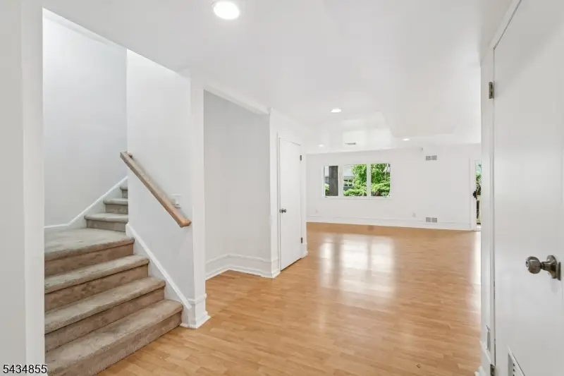 304 Heights Dr, Haledon, NJ 07508 - #2