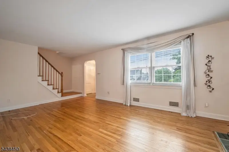 26 Fischer Ave, Nutley, NJ 07110 - #3