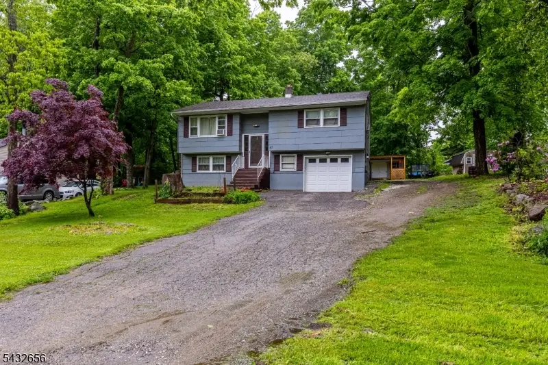 67 Cedar Tree Dr, Vernon, NJ 07422 - #2