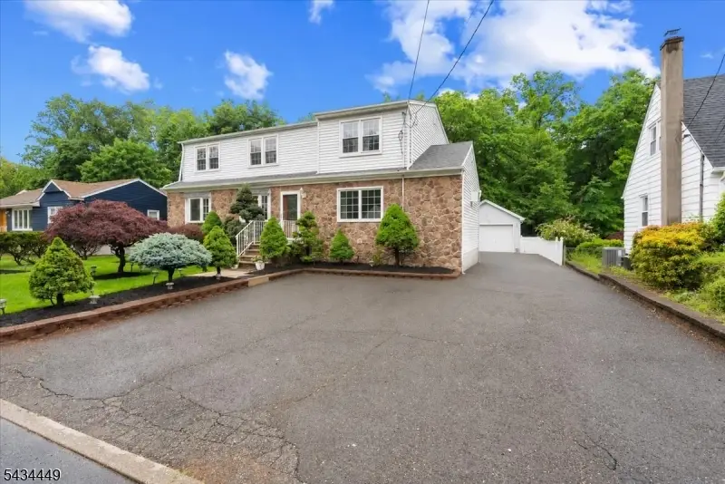 76 Werner Ave, North Haledon, NJ 07508 - #3
