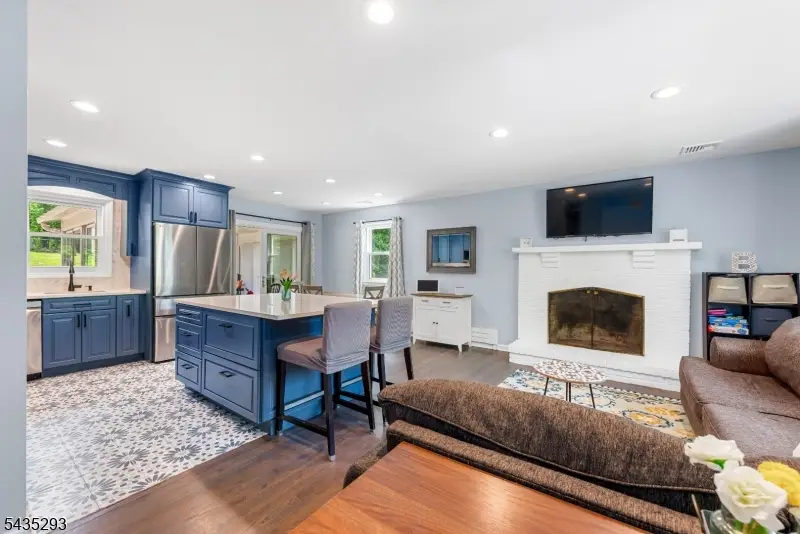 16 Sioux Trl, Denville, NJ 07834 - #3