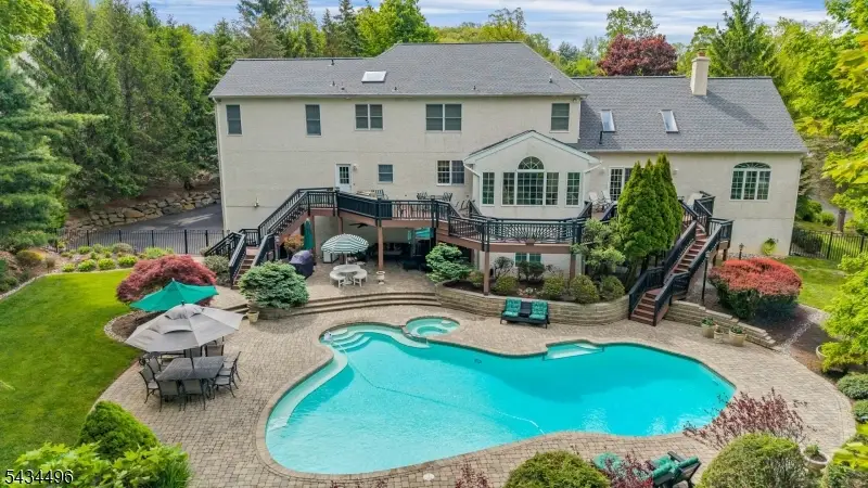 15 Skytop Dr, Denville, NJ 07834 - #2