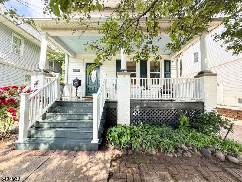 26 Davey St, Bloomfield, NJ 07003 - #2