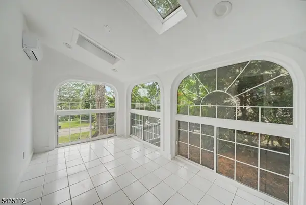 433 Louisa Ave, Wyckoff Twp., NJ 07481