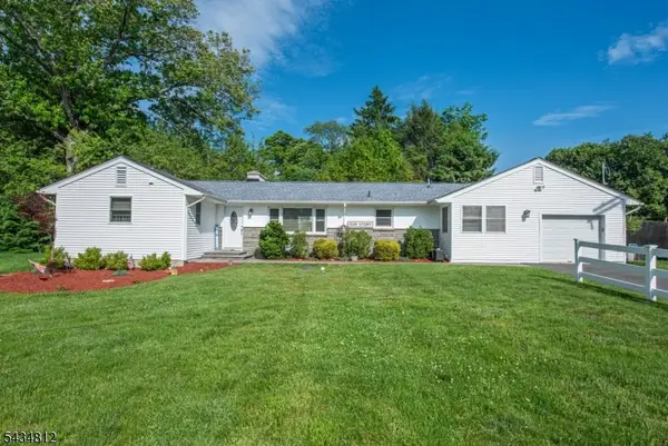 11 Hunters Ln, Sparta Twp., NJ 07871