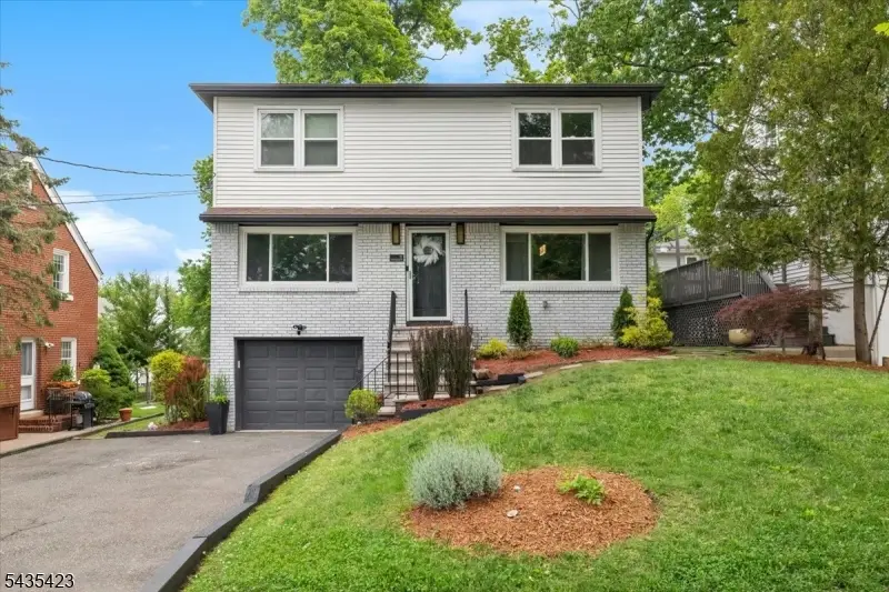 11 Nottingham Rd, West Orange, NJ 07052 - #2