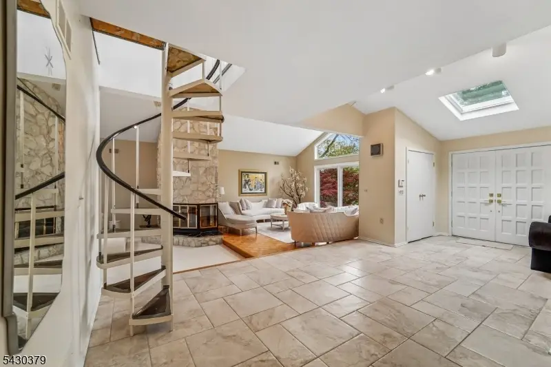 8 Union Hill Rd, Denville, NJ 07834 - #2