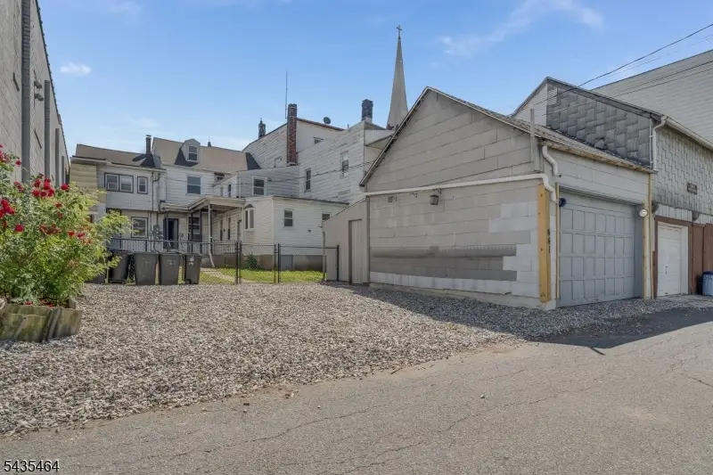 441 S Main St, Phillipsburg, NJ 08865 - #3