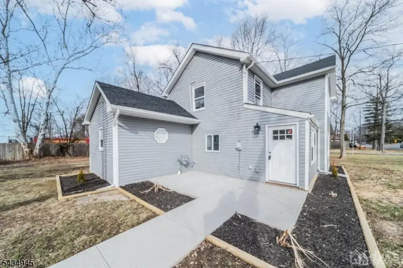 379 Old Georges Rd, North Brunswick, NJ 08902 - #2
