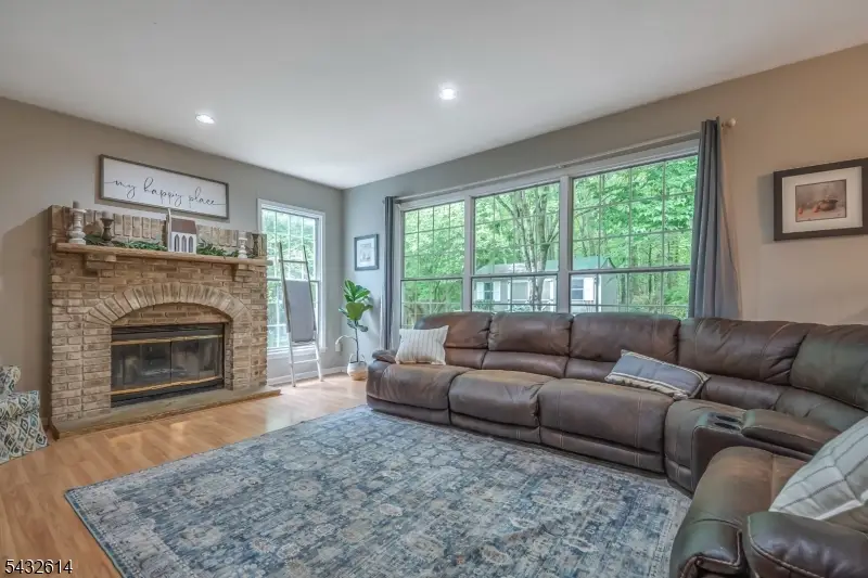 15 Gary Ct, Mount Olive, NJ 07836 - #3
