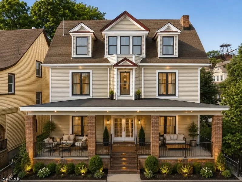 366 7th Ave W, Newark, NJ 07107 - #2