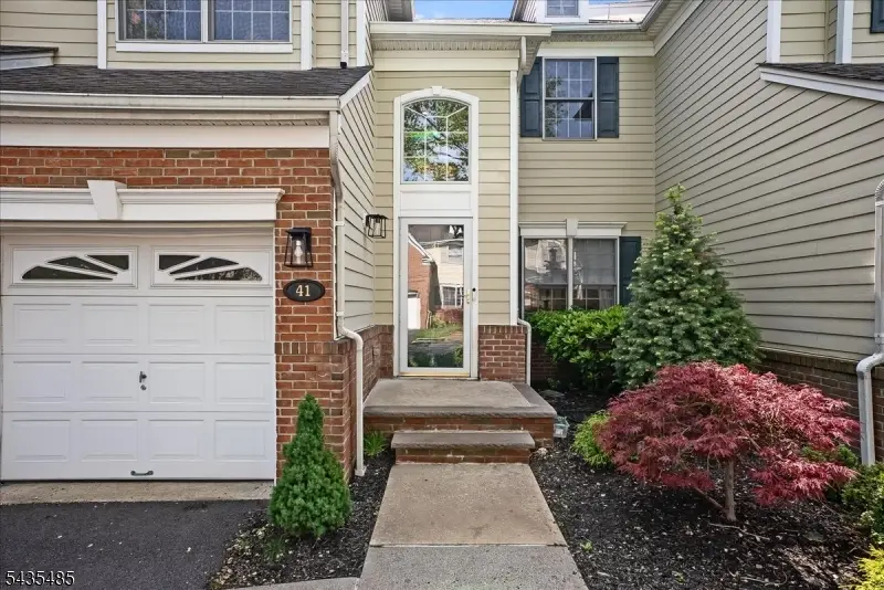 41 Chestnut Ct, Cedar Grove, NJ 07009 - #2