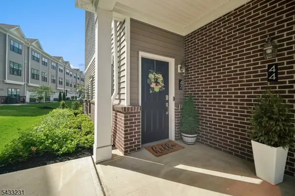 42 Harvest Way #42, Little Falls Twp., NJ 07424