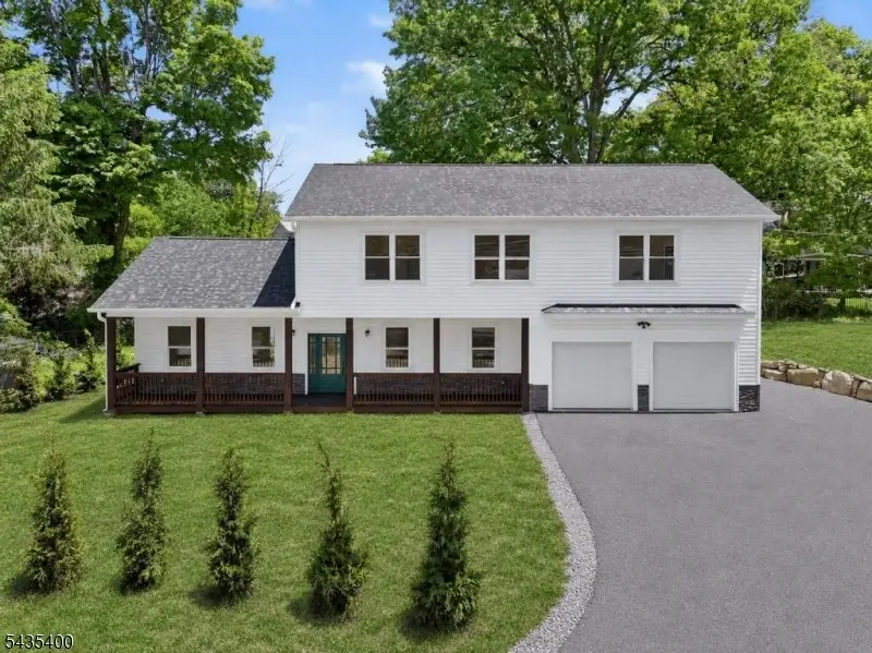 35 Stanhope Rd, Lake Mohawk, NJ 07871 - #1