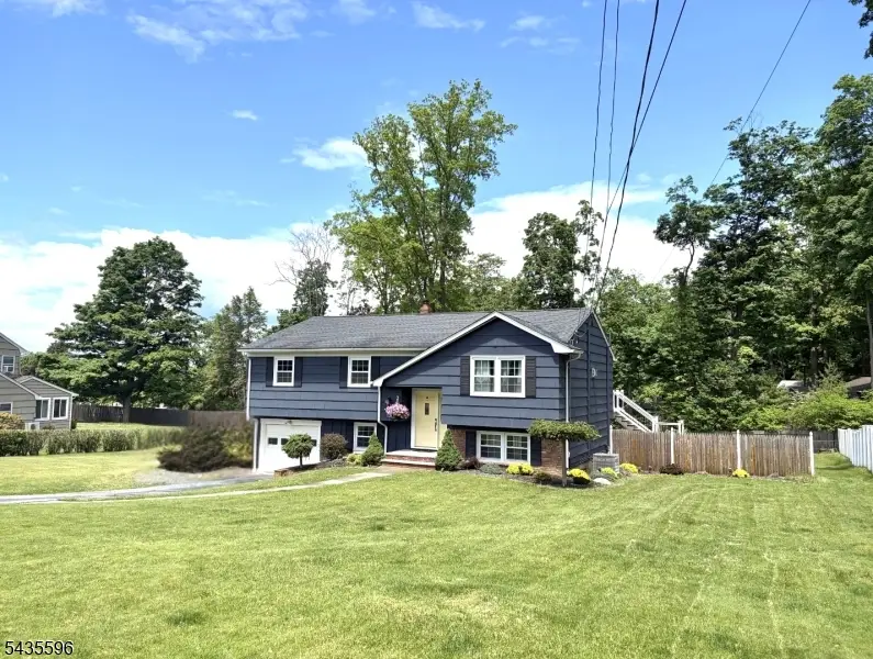 9 Partridge Ln, Lake Mohawk, NJ 07871 - #2