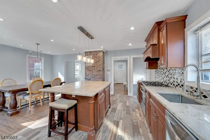51 Cedar St, Nutley, NJ 07110 - #2