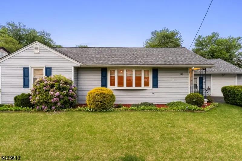 96 Comly Rd, Lincoln Park, NJ 07035 - #1