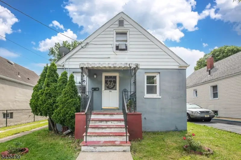43 Fritz St, Bloomfield, NJ 07003 - #1