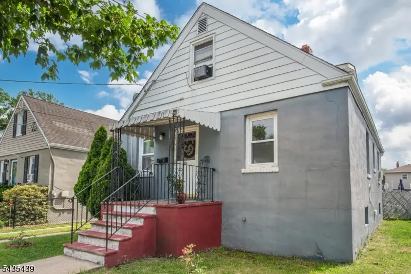 43 Fritz St, Bloomfield, NJ 07003 - #2