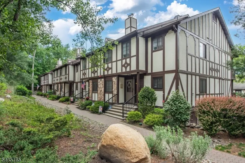 309 Mark Twain Way, Mahwah, NJ 07430 - #1