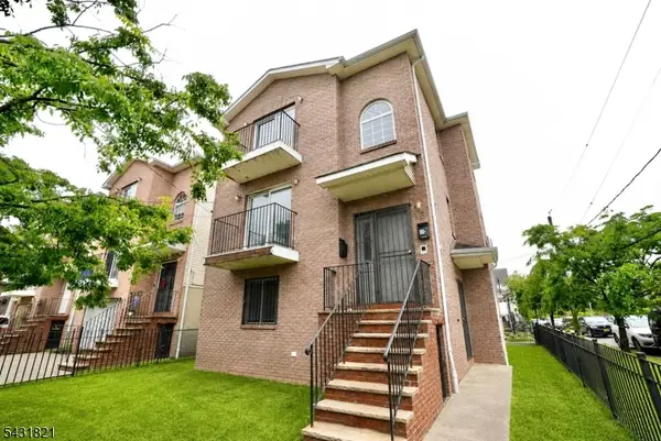 36 Brenner St, Newark City, NJ 07108