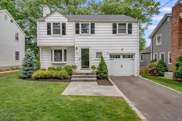 22 Essex Rd, Chatham Boro, NJ 07928