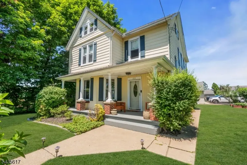 224 Alpha St, Alpha, NJ 08865 - #3